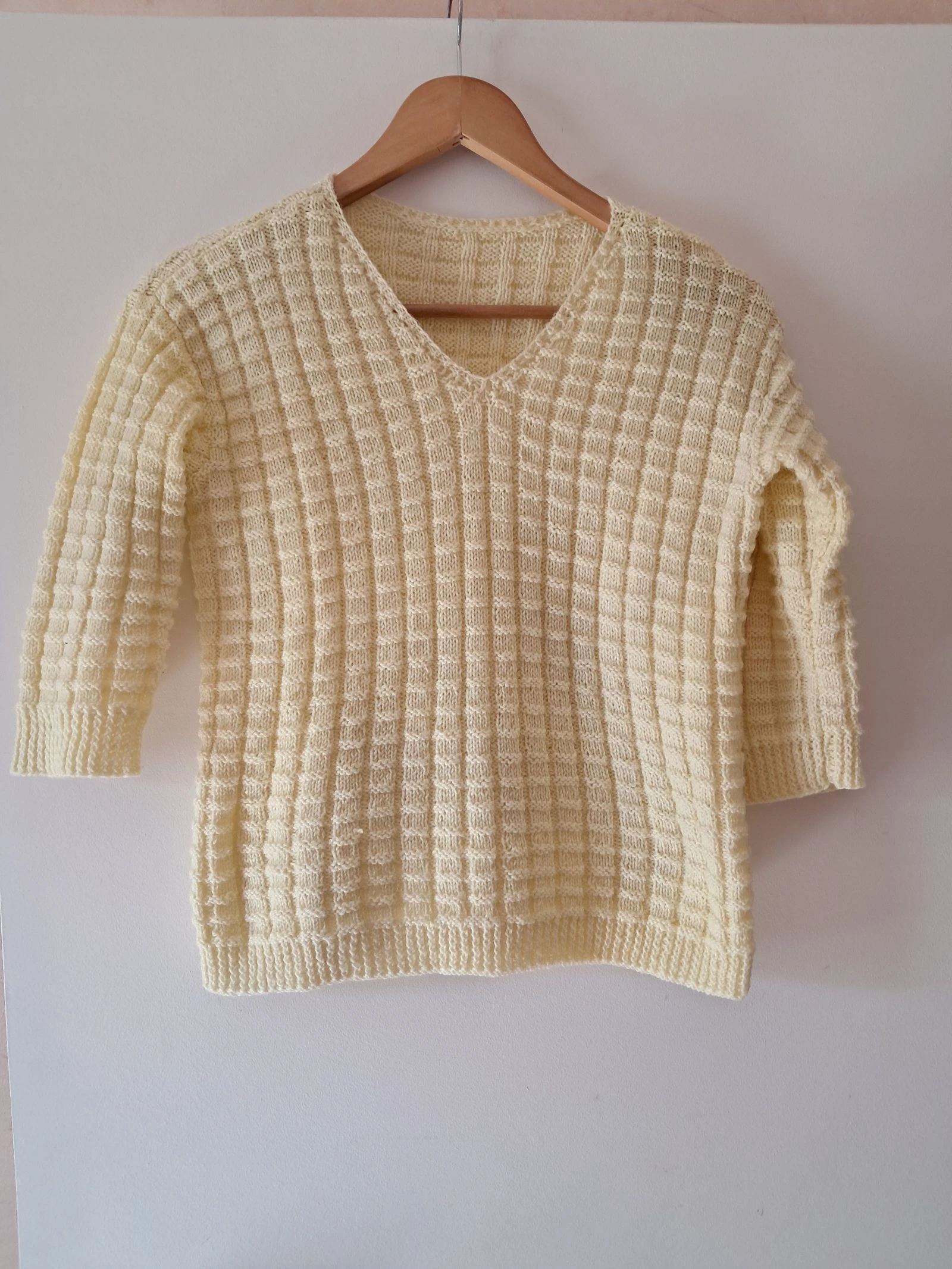 Pull jaune tricoté main 34 36 manches 3/4